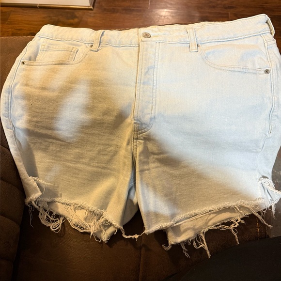 Old Navy Light Blue Jean Shorts - Picture 3 of 3